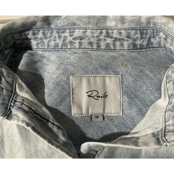 Rails Denim Ingrid Raw Hem Shirt Light Acid Wash Button Up Long Sleeve Sz XS - Picture 7 of 8